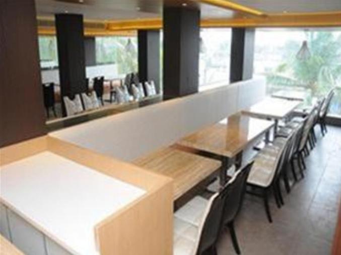 Royal Inn Ankleshwar エクステリア 写真
