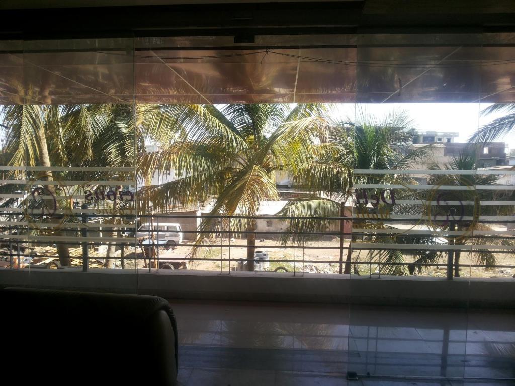 Royal Inn Ankleshwar エクステリア 写真