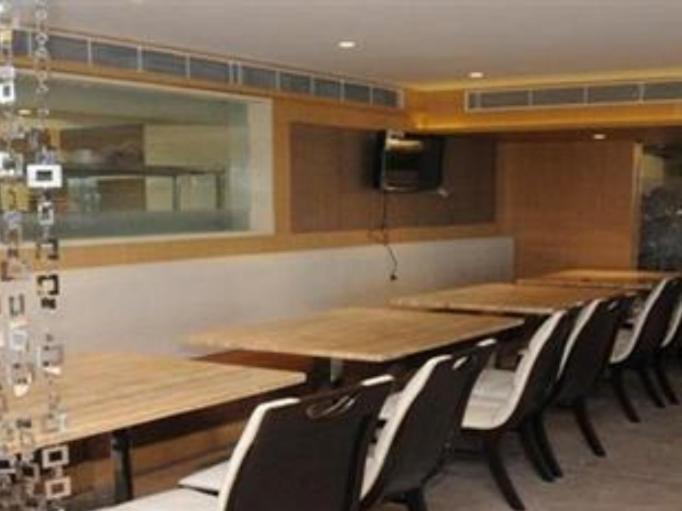 Royal Inn Ankleshwar エクステリア 写真